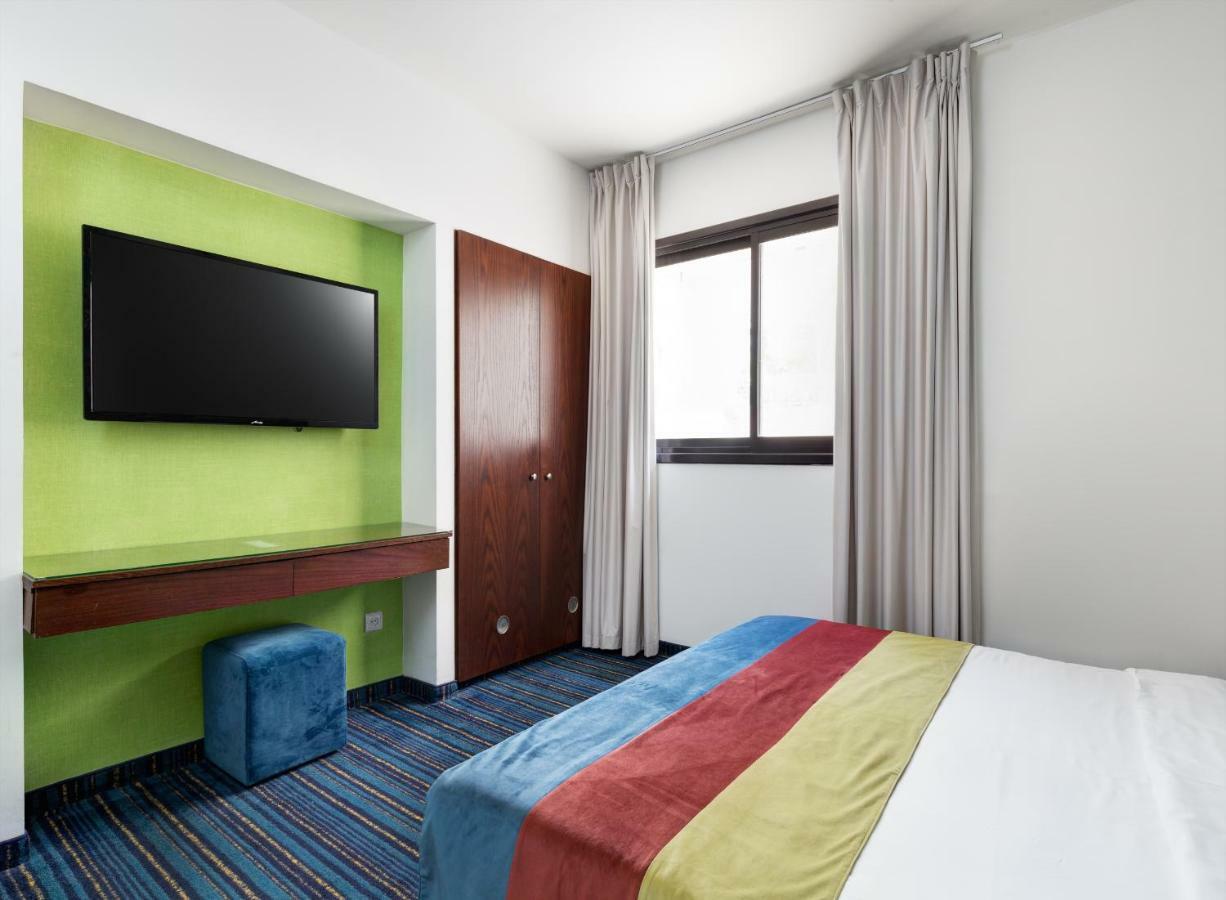 Mizpe Yam Boutique Hotel เนทันยา ภายนอก รูปภาพ